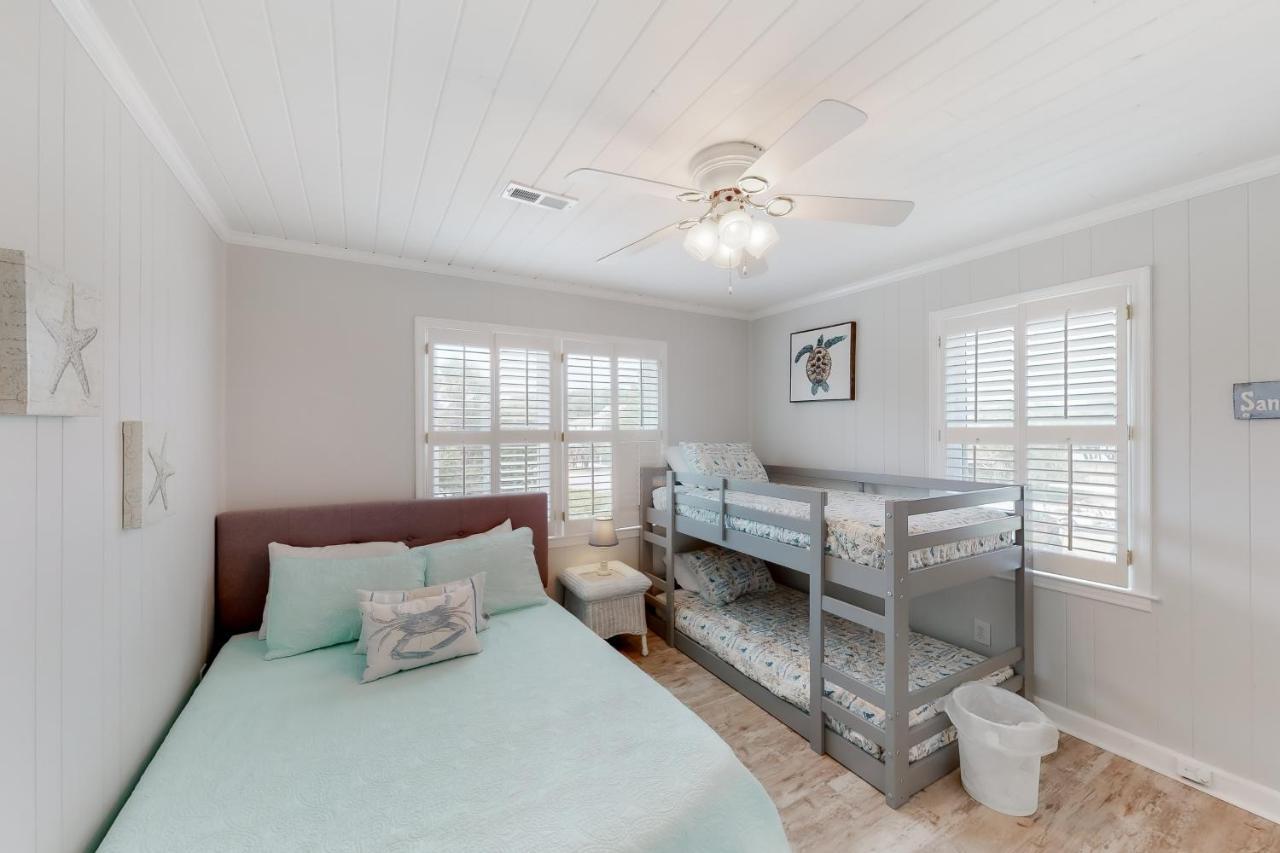 הוילה אדיסטו ביץ' Barefoot Bungalow מראה חיצוני תמונה
