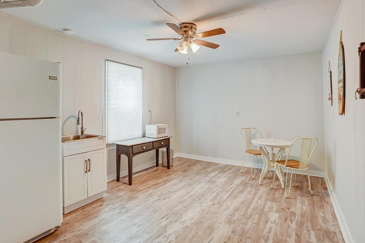 הוילה אדיסטו ביץ' Barefoot Bungalow מראה חיצוני תמונה